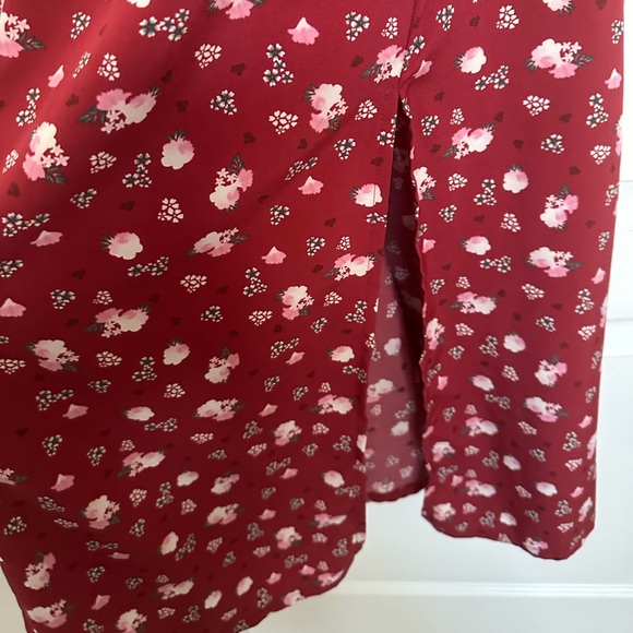 SHEIN Allover Floral Print Ruched Bust Slit Hem Cami Dress - Red Midi vacation - Picture 6 of 10